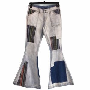 LF Tapestry Low Rise Bell Bottom Flare Leg Jeans New Size 27